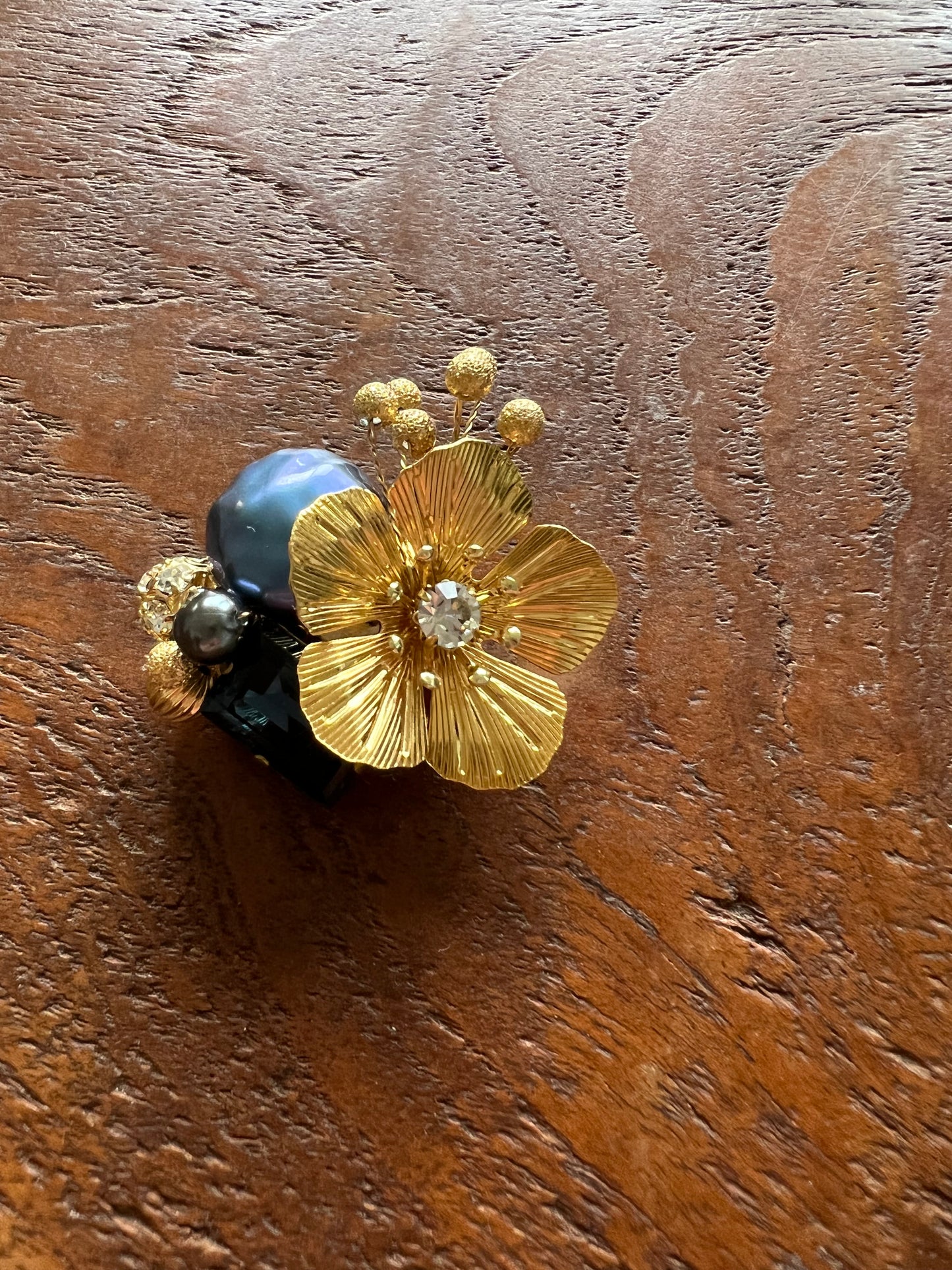fiore ble／ブローチ